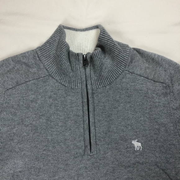NWOT Abercrombie & Fitch Mock Neck Sweater - Picture 2 of 4